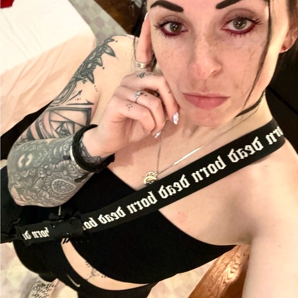 GOTHIC GIRL LIVING IN A GOTHIC WORLD - Picture 3 of 3